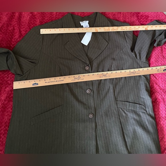 Fashion Bug Brown Striped Blazer Women’s size 26W Three Button Down - Picture 5 of 11